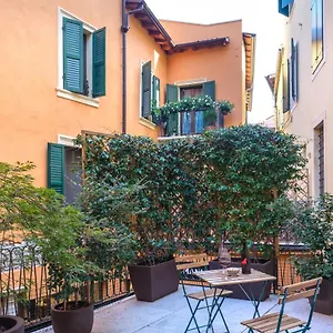 La Terrazza In Centro Apartment Verona