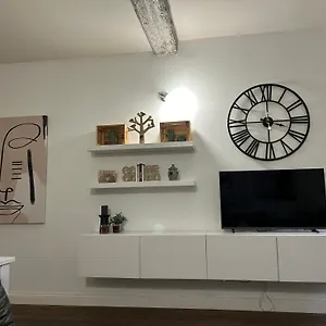  Apartment Leon Rosso Flat